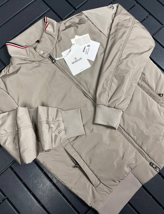 Moncler Mevsimlik Ceket